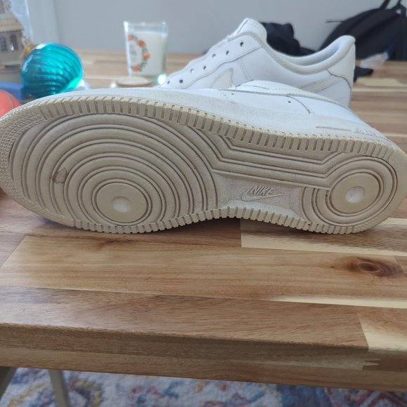 Air Force Ones 11.5 - Picture 3 of 3